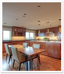 Kitchen Table in Kitchen Area